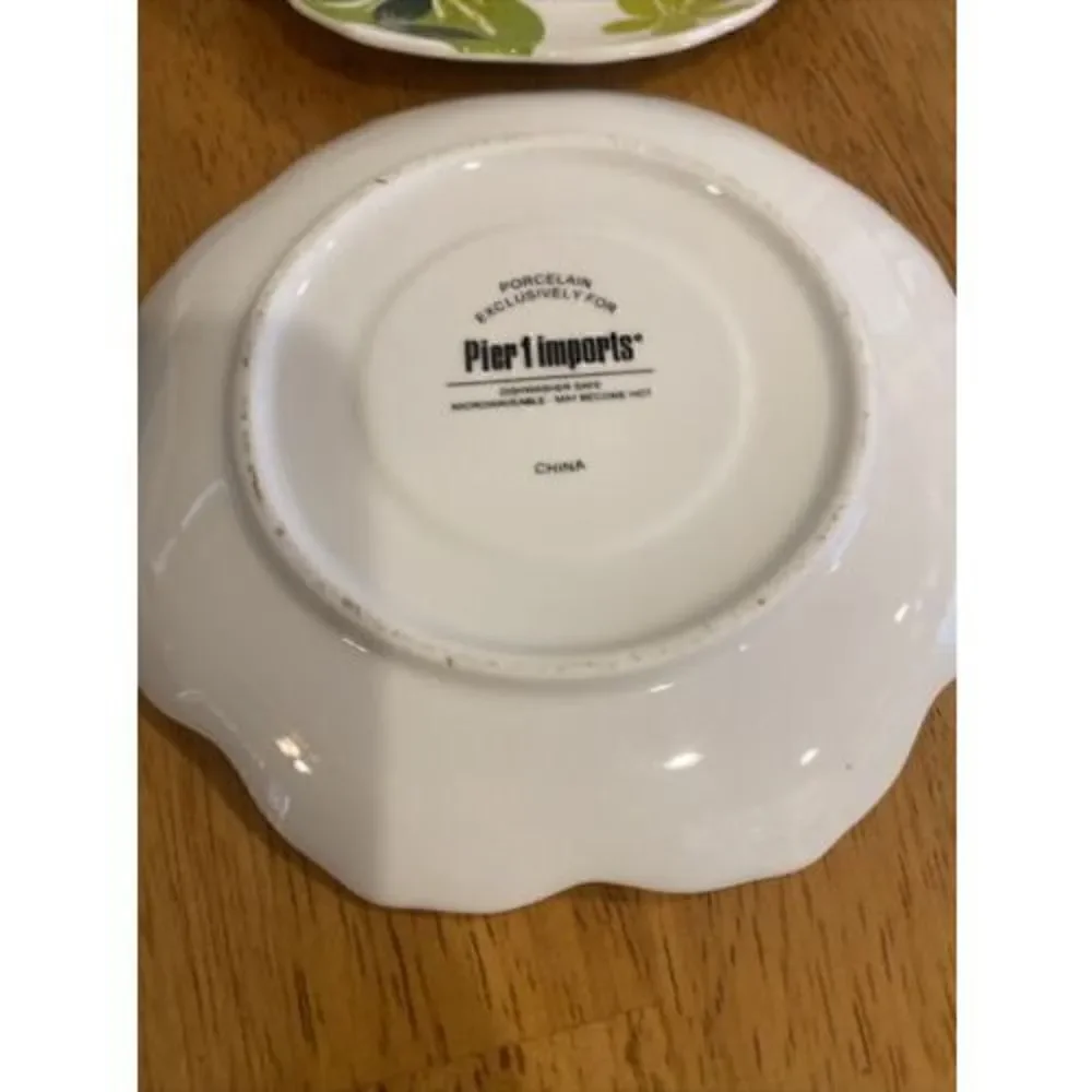 4 PIER 1 IMPORTS PORCELAIN WITH SCALLOP EDGE SAUCERS DIPPING DISHES 5.5 INCHES